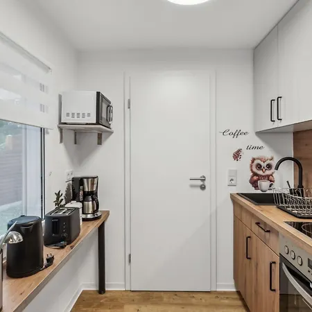 Waldbungalow Mit Wlan Und Terrasse In Seenaehe-hund Willkommen Vakantiehuis *