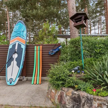 Waldbungalow Mit Wlan Und Terrasse In Seenähe-hund Willkommen * Gommern