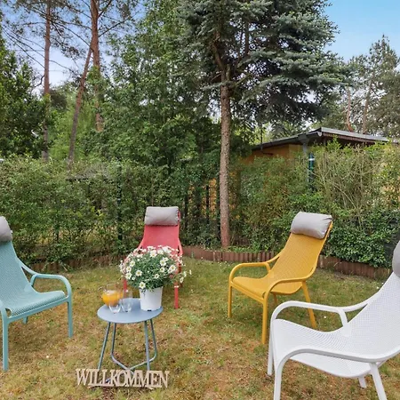 Waldbungalow Mit Wlan Und Terrasse In Seenähe-hund Willkommen Ferienhaus
