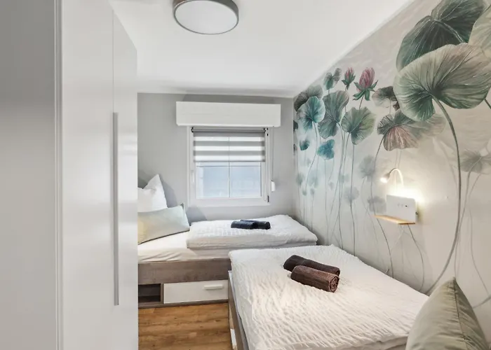 Feriehus Waldbungalow Mit Wlan Und Terrasse In Seenaehe-hund Willkommen Gommern